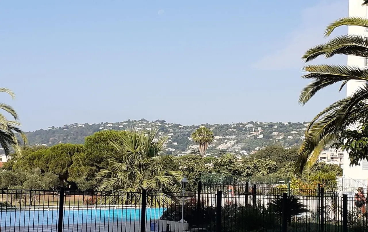 Sun And Sea 5 Min, Piscine, Parking Apartment Antibes France